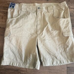 Roundtree and York Men's Tan Cargo Shorts 44